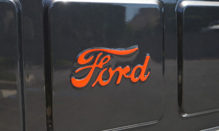 1953 Ford F100 Custom Truck Exterior, Johnston Motorsports